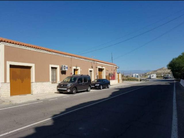Chalet en venta en Rioja, Andalucía