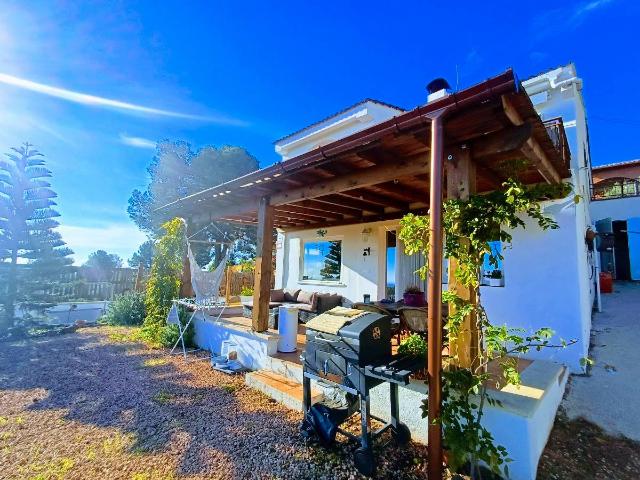 Villa en venta en Riudecanyes