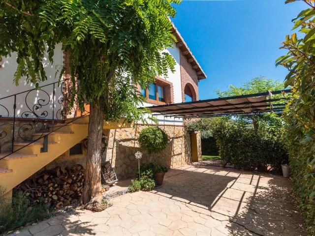 Villa en venta en Riudecanyes