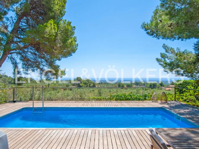 Villa en venta en Riudecanyes