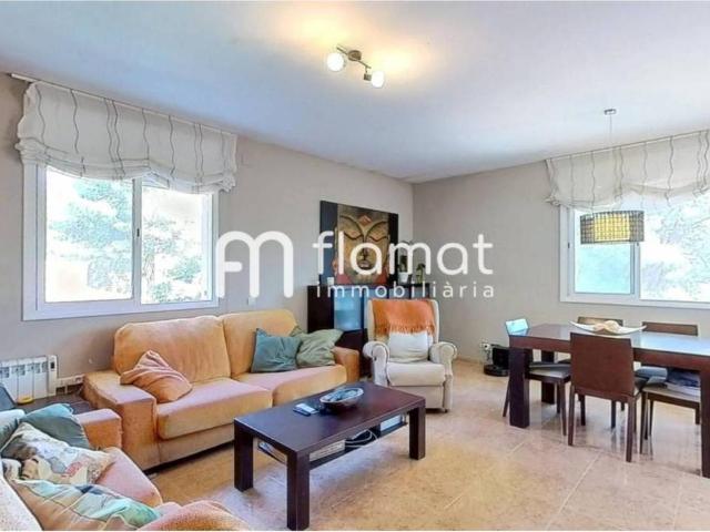 Villa en venta en Riudecanyes