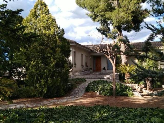 Villa en venta en Riudoms