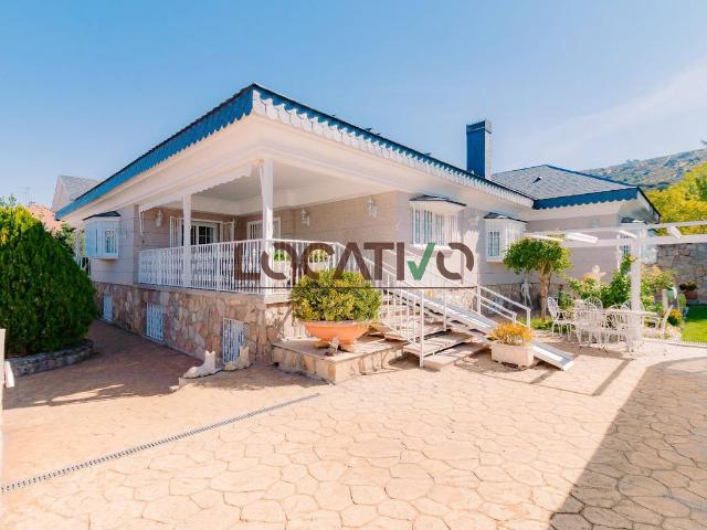 Chalet en venta en Robledo De Chavela, Madrid