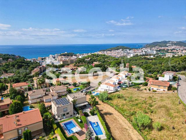 Villa en venta en Lloret De Mar