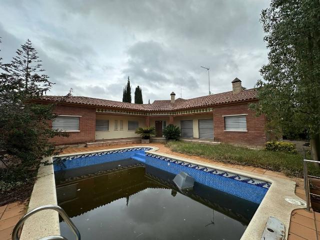 Villa en venta en Roda De Barà