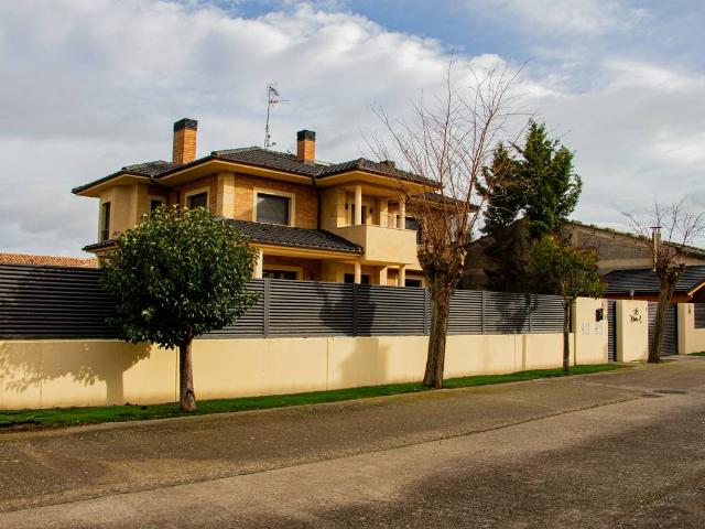Chalet en venta en Rodezno, La Rioja