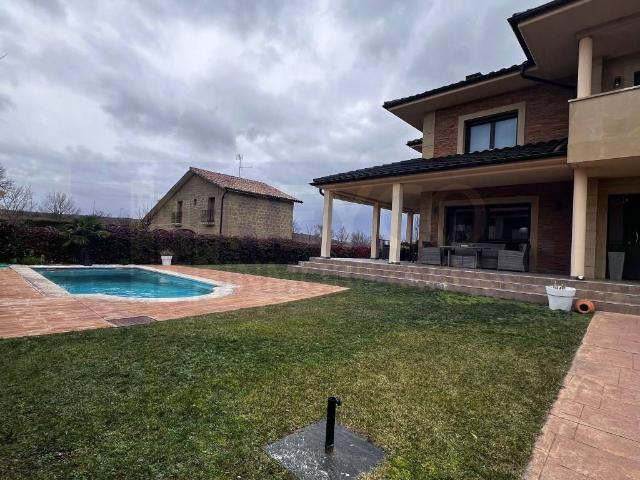 Chalet en venta en Rodezno, La Rioja