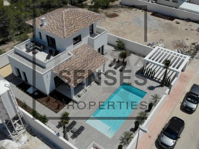 Villa en venta en Rojales, Los Palacios