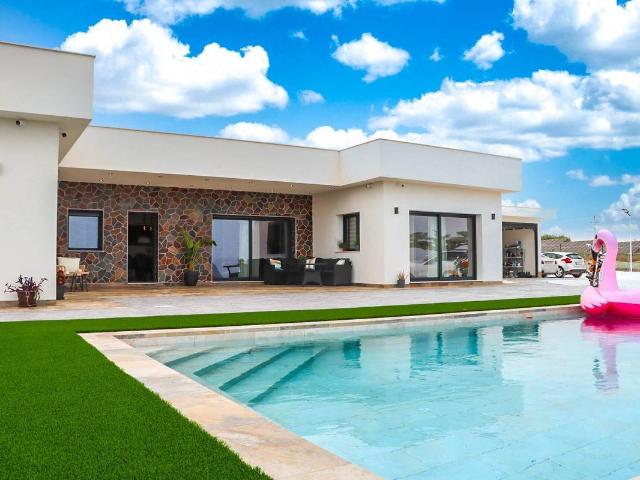 Villa en venta en Rojales, Los Palacios
