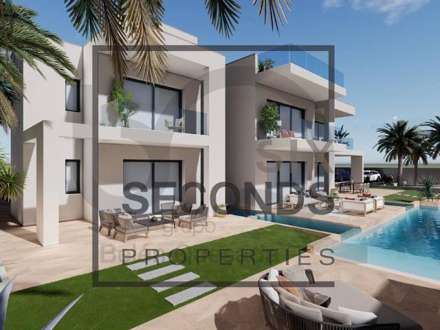 Villa en venta en Rojales, Los Palacios
