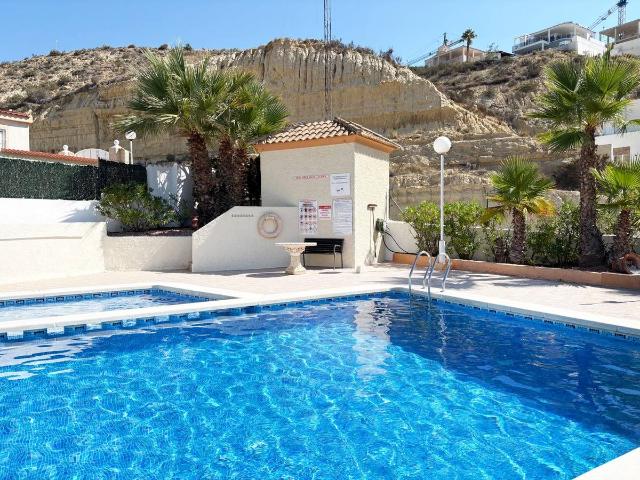Villa en venta en Rojales, Los Palacios