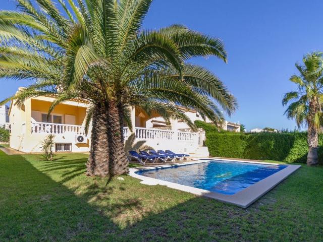 Villa en venta en L'ametlla De Mar