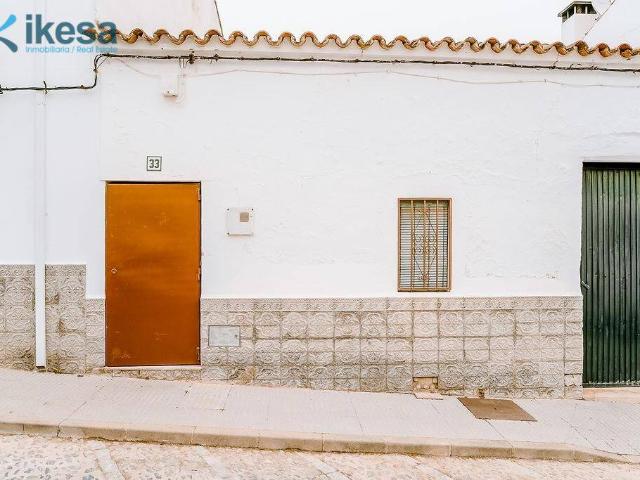 Villa en venta en Rosal De La Frontera
