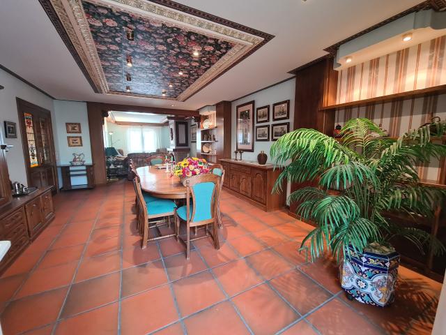 Villa en venta en Rossell