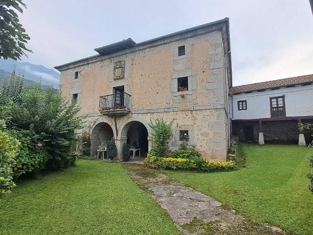 Chalet en venta en Riva, Ruesga