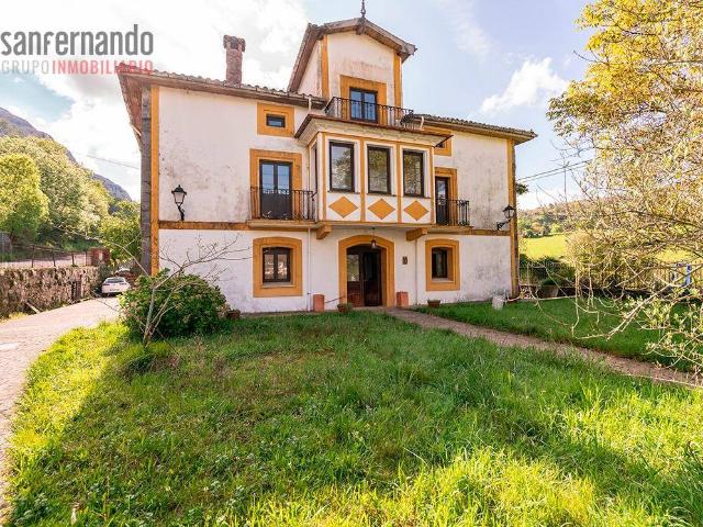 Chalet en venta en Riva, Ruesga