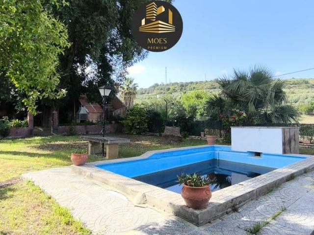 Chalet en venta en Rus, Andalucía