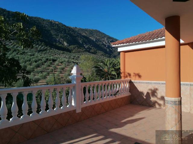 Chalet en venta en Rute, Andalucía