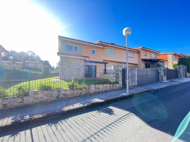 Chalet en venta en Sada, A Coruña