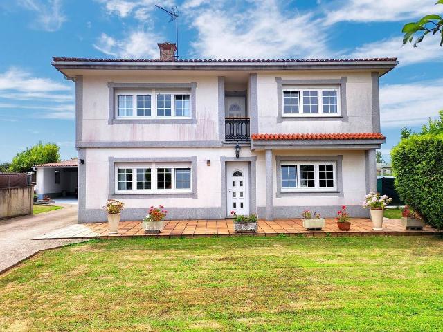 Chalet en venta en Sada, A Coruña