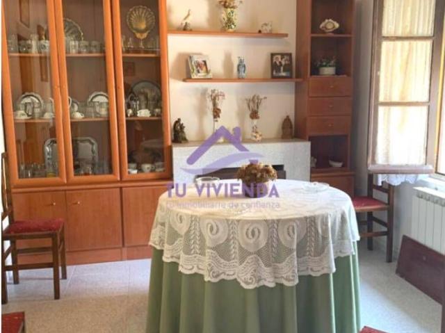 Villa en venta en Saelices De Mayorga