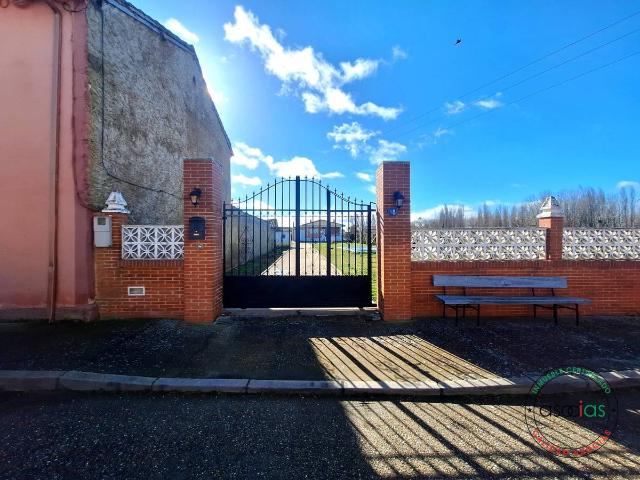 Chalet en venta en Sahagún, Castilla y León