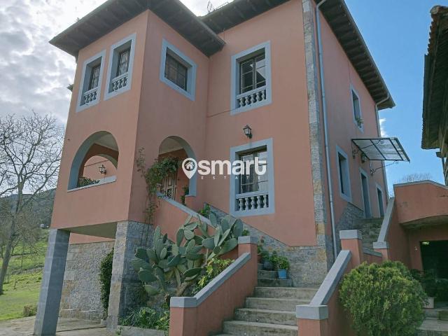 Villa en venta en Salas, Samartín