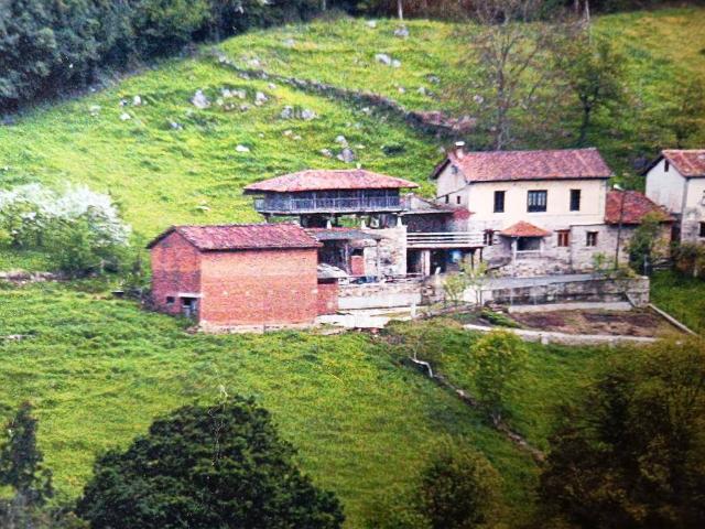 Chalet en venta en Samartín, Salas
