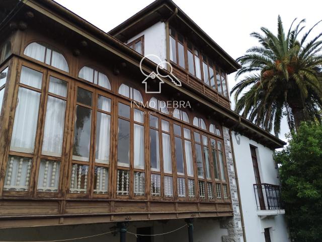 Villa en venta en Salas, Samartín