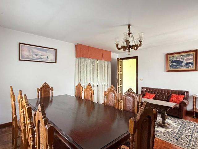 Chalet en venta en Salceda de Caselas, Vigo