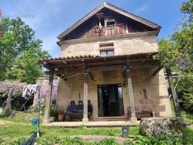 Chalet en venta en Salceda de Caselas, Vigo