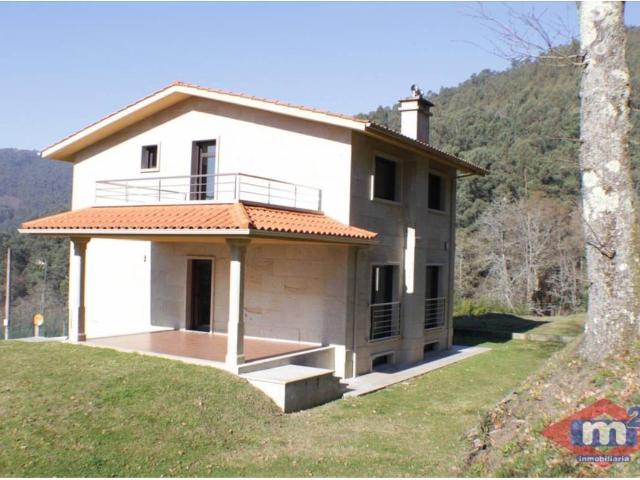 Villa en venta en Salceda De Caselas, A Farrapeira