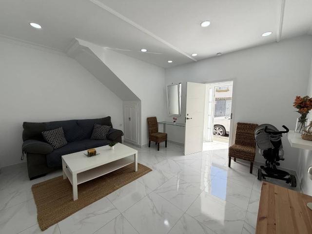 Chalet en venta en Utrera, Andalucía