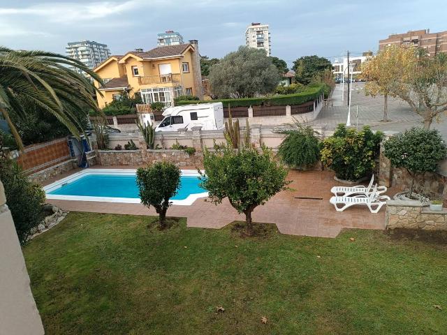 Chalet en venta en Castrillón, Asturias