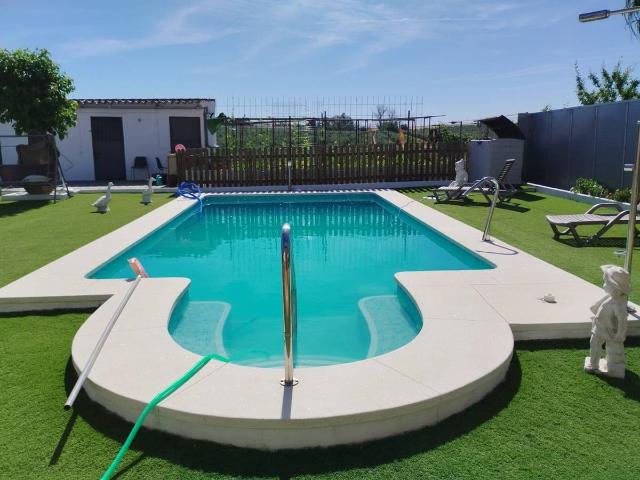Villa en venta en Salteras, Urbanización Nuestra Señora de la Oliva