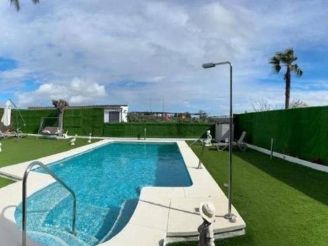Chalet en venta en Salteras, Andalucía