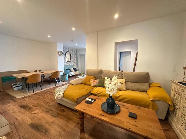 Chalet en venta en Salteras, Sevilla