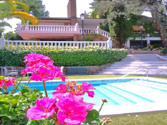 Chalet en venta en Los Bomberos, Torrelodones