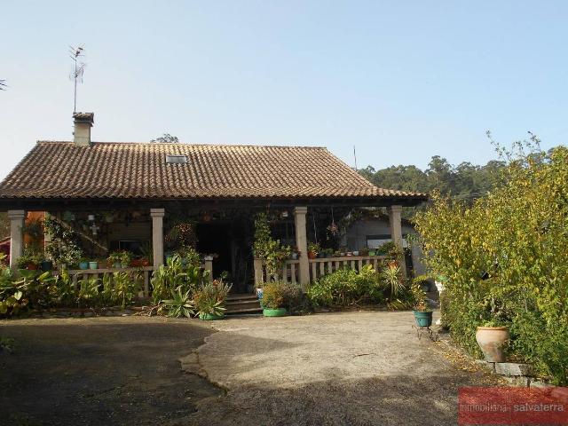 Villa en venta en Salvaterra De Miño, Os Feás