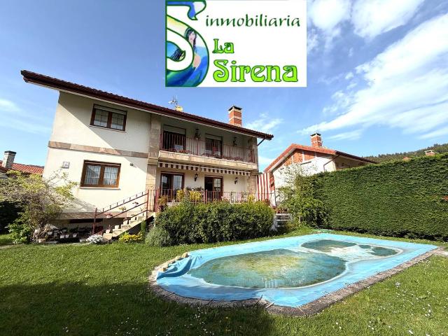 Chalet en venta en Casco Histórico, Castro-urdiales