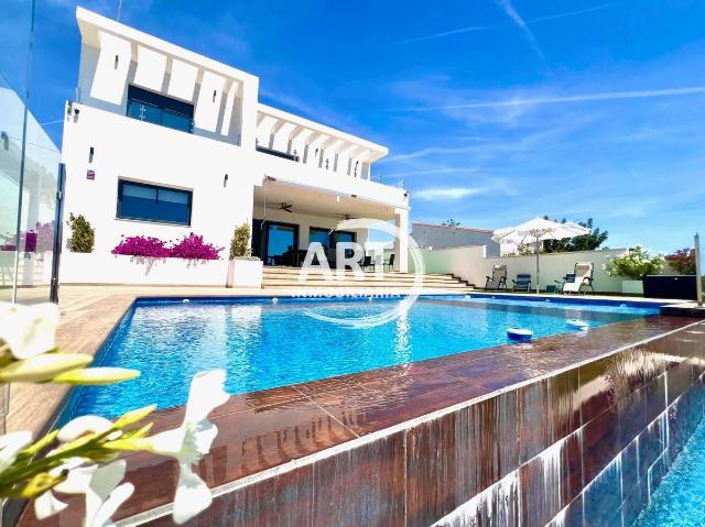 Chalet en venta en Colinas de San Antonio, el Camp de Túria