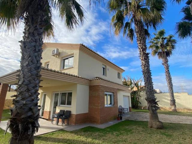 Chalet en venta en Colinas de San Antonio, el Camp de Túria