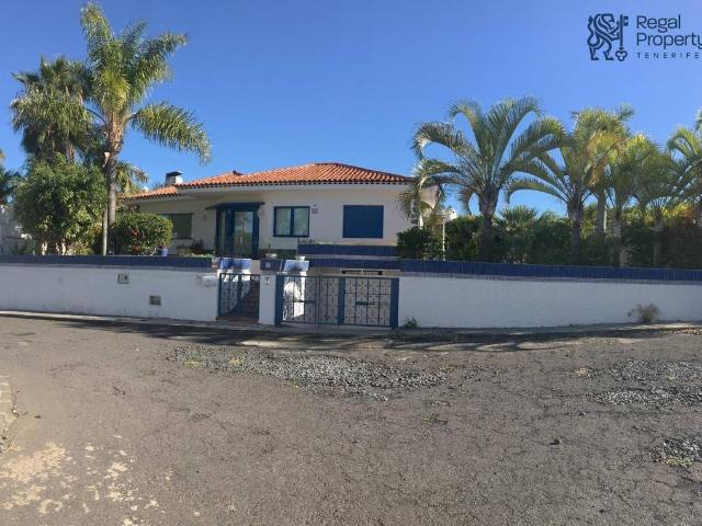 Chalet en venta en Puerto De La Cruz, Canarias