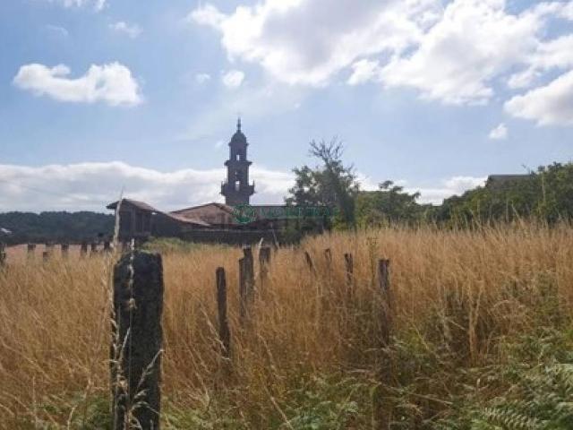 Chalet en venta en San Cibrao das Viñas, Ourense