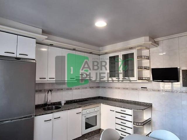 Chalet en venta en San Cibrao das Viñas, Ourense