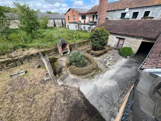 Chalet en venta en San Cibrao das Viñas, Ourense
