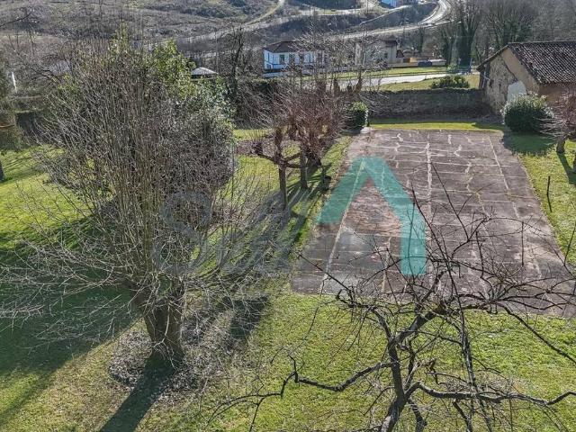 Chalet en venta en Centro, Oviedo