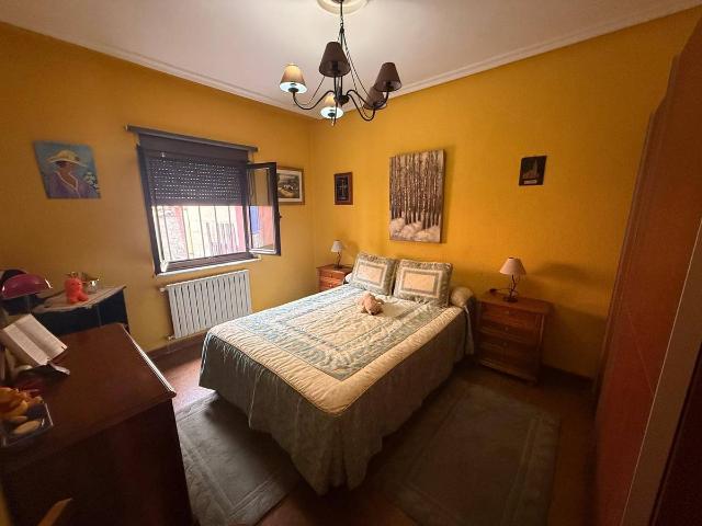 Chalet en venta en Centro, Oviedo