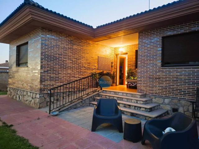 Chalet en venta en San Cristóbal de la Cuesta, Salamanca