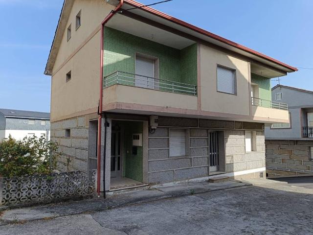 Chalet en venta en Centro, Ourense